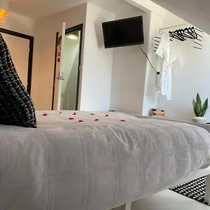 Bed & Breakfast Sam'z Boutique, Sheffield